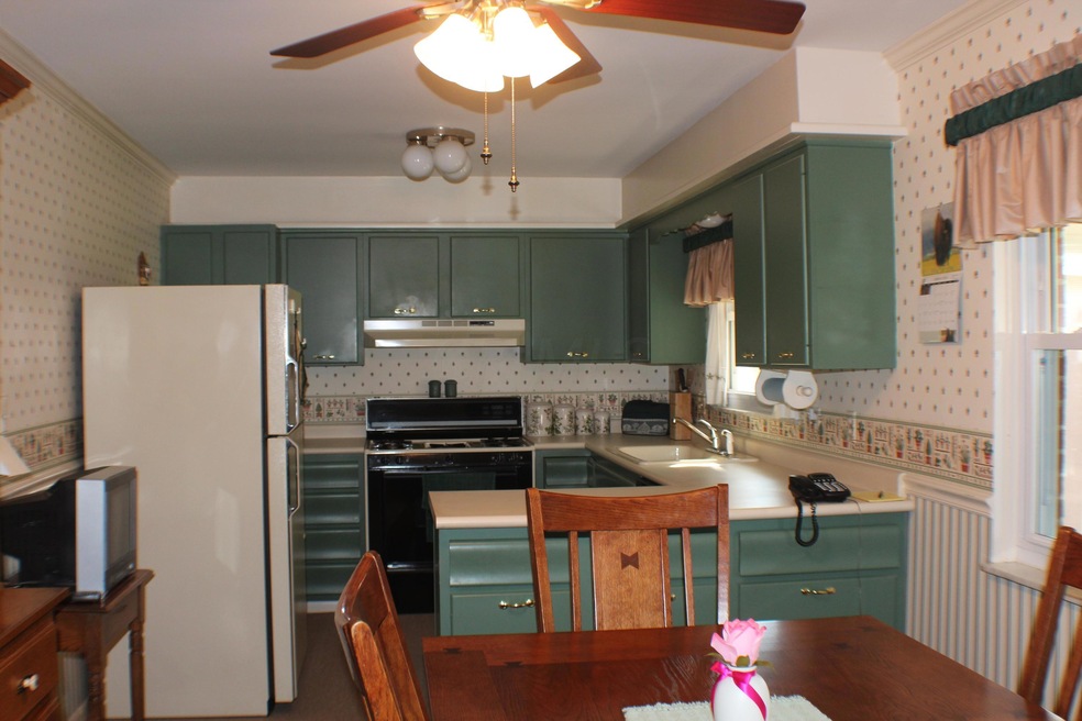 1475 Seeran Place, Columbus, OH 43228 - photo 1