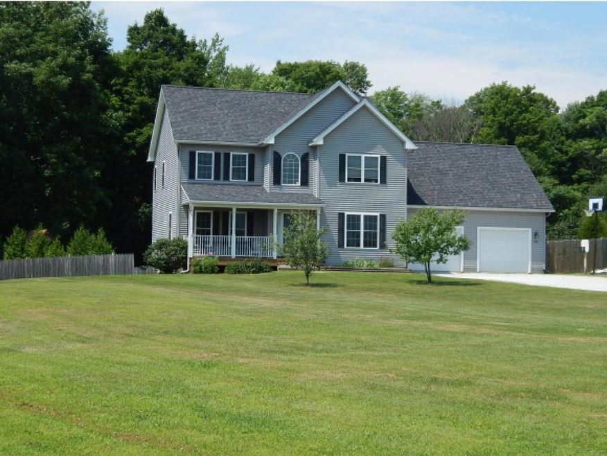 38 Craftsfield Rd, Fairfax, VT 05454 - photo 1