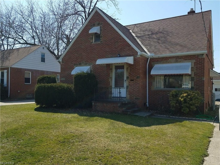 Welcome Home! To 724 E 250th