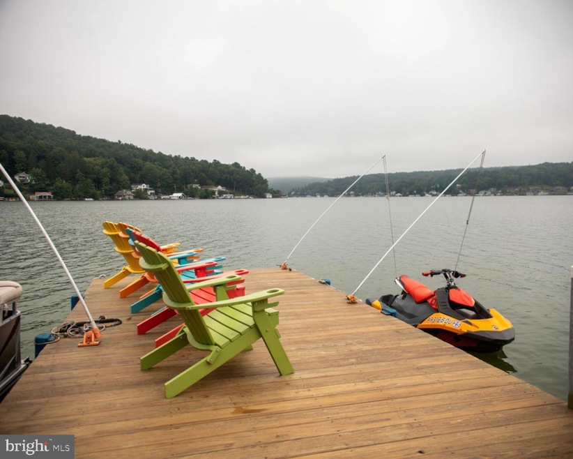 64 Grandview Ave, Harveys Lake, PA 18618 - photo 1