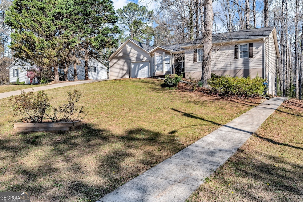 4304 Ruth Ln, Powder Springs, GA 30127 - photo 1