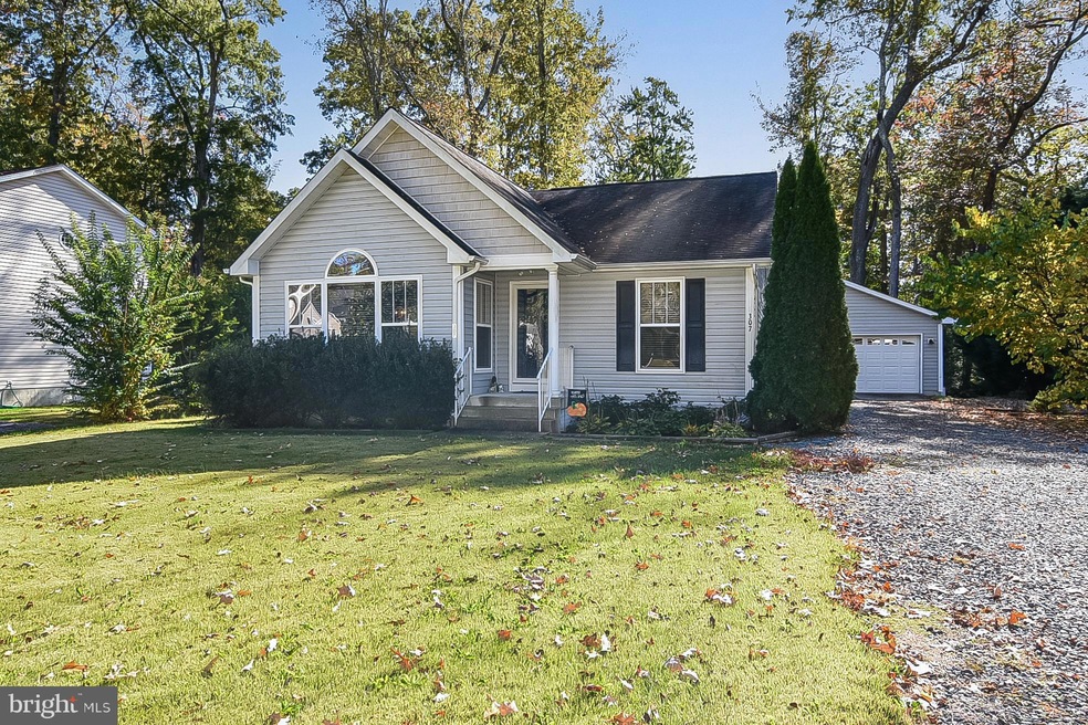 307 Piney Forest Dr, Colonial Beach, VA 22443 - photo 1