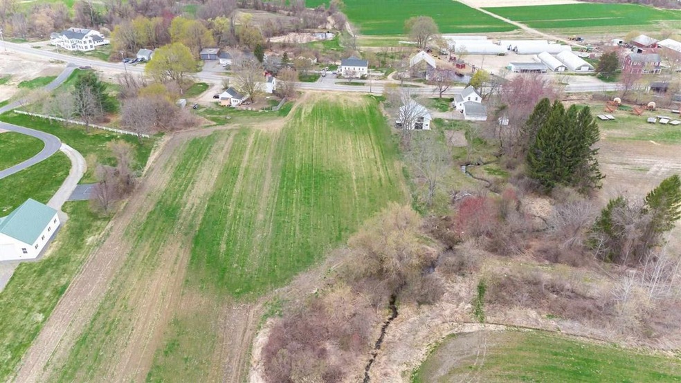 15 Charles Bancroft Hwy unit M15L14-15, Litchfield, NH 03052 - photo 1