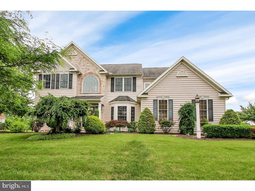 35 Linkside Ct, Reading, PA 19606 - photo 1