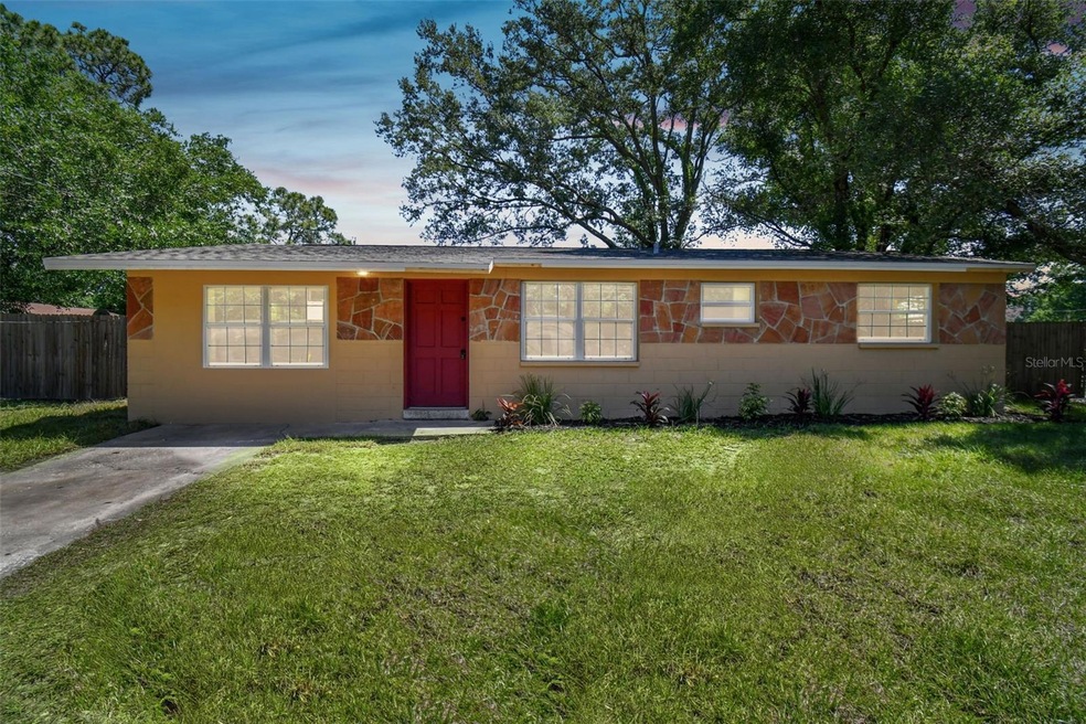 3703 Beechwood Blvd, Tampa, FL 33619 - photo 1