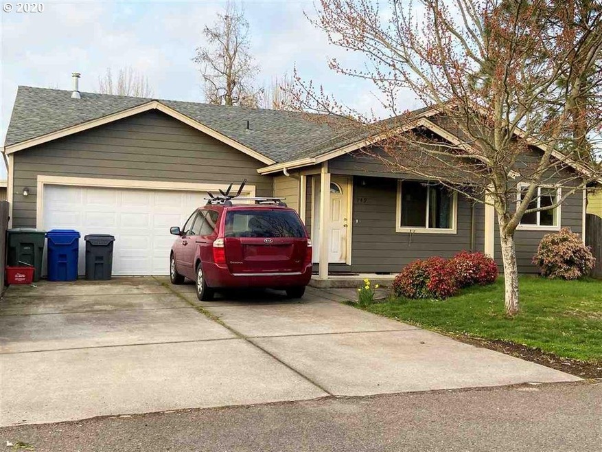 749 James St NE, Keizer, OR 97303 - photo 1