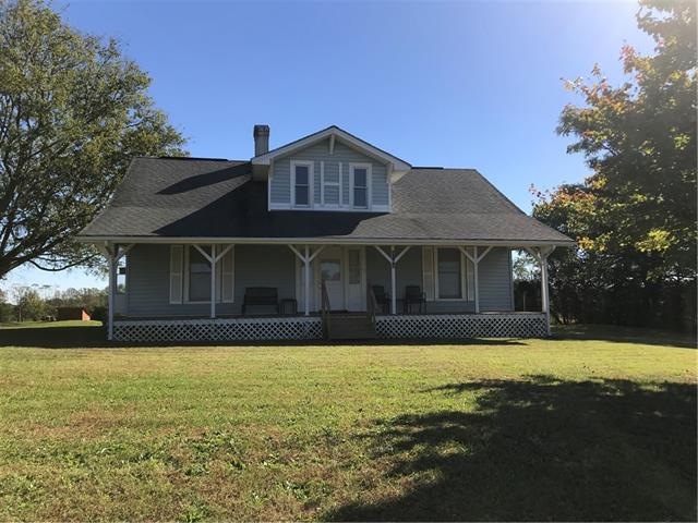 Beautiful 2,029 sq. ft. farm house on 38.447 acres