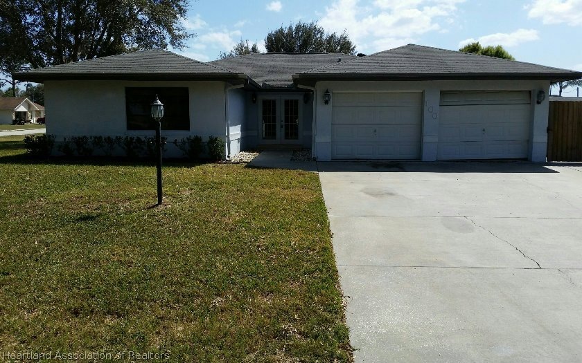 100 Eventide Ave, Lake Placid, FL 33852 - photo 1