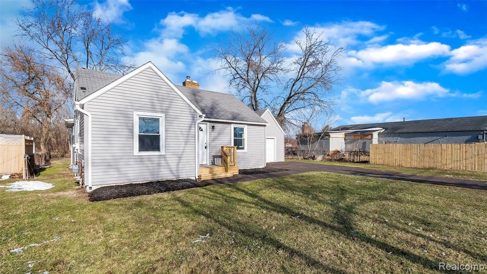 3159-E-Carpenter-Rd-Flint-MI-48506-windowstill-2.j