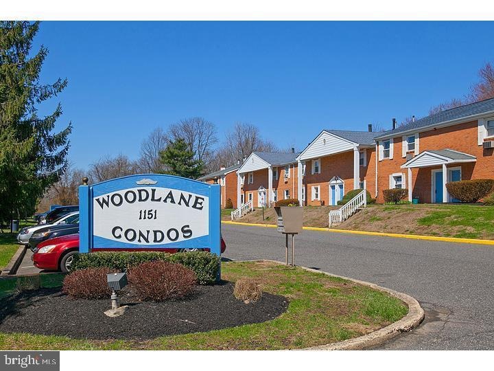 1151 Woodlane Rd unit B4, Mount Holly, NJ 08060 - photo 1