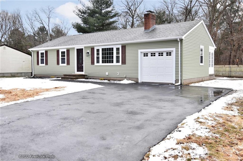 54 Temple Dr, Riverside, RI 02915 - photo 1