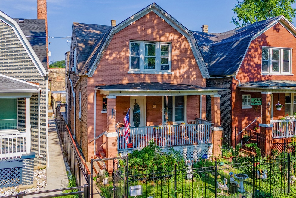 833 N Keystone Ave, Chicago, IL 60651 - photo 1