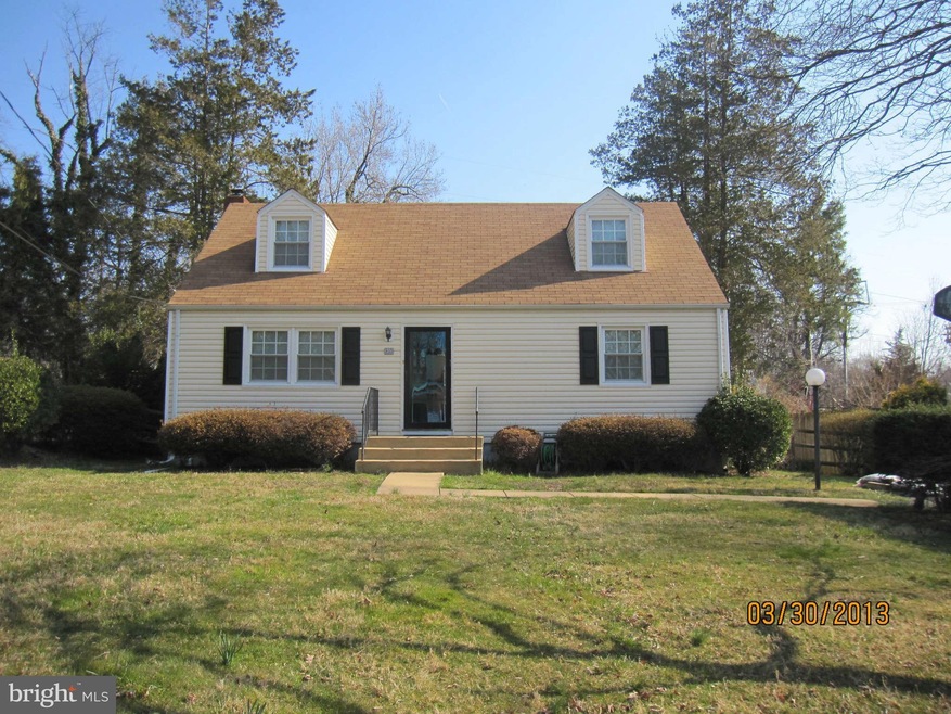 810 Fulton Ave, Falls Church, VA 22046 - photo 1