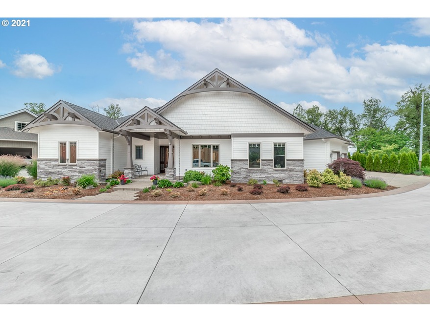 Sold $1,330,000 • Co-Listing Agent