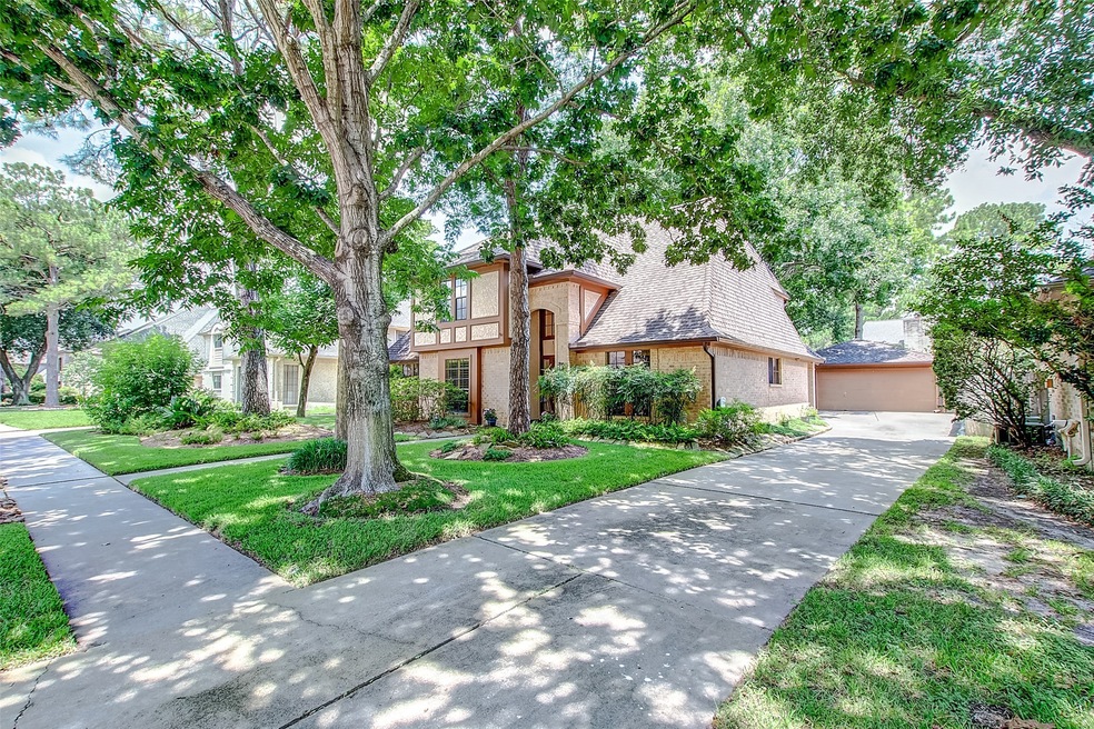 15722 Ridge Park Dr, Houston, TX 77095 - photo 1