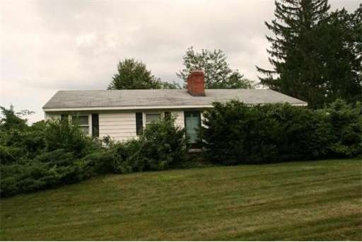 778 Fisher Rd, Fitchburg, MA 01420 - photo 1