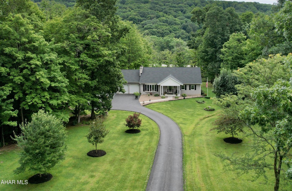 3135 Cumberland Rd, Bedford, PA 15522 - photo 1