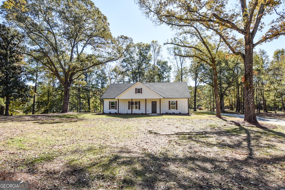 6060 Ga Highway 109, Molena, GA 30258 - photo 1