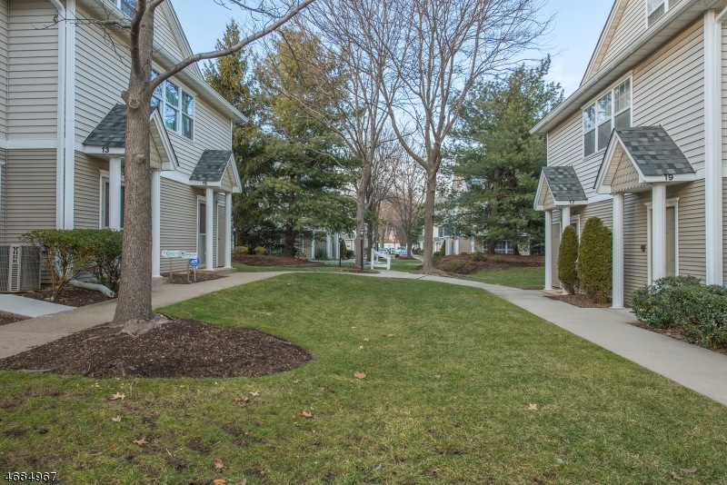 21 Mcclelland Way, Clifton, NJ 07012 - photo 1