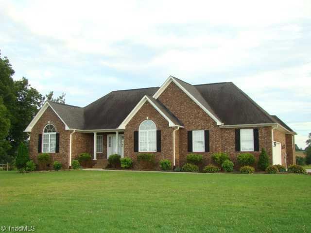 2481 Spencer Rd, High Point, NC 27263 - photo 1