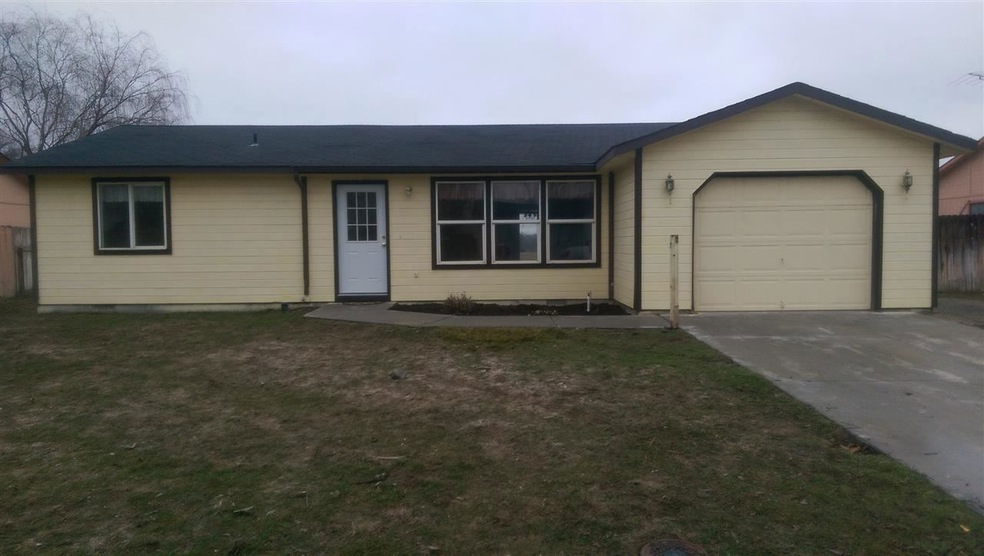 605 E Selway Dr, Homedale, ID 83628 - photo 1