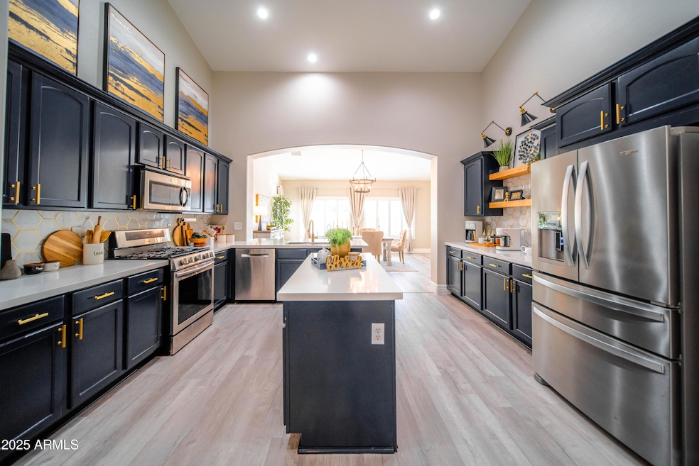 30427 W Vale Dr, Buckeye, AZ 85396 - photo 1