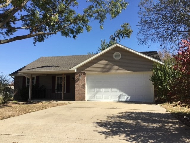 1605 S 20th St, Rogers, AR 72758 - photo 1