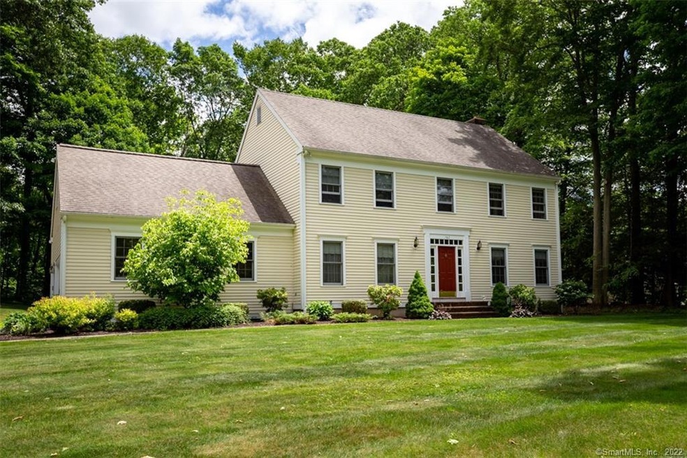 162 Wolf Pit Dr, Southbury, CT 06488 - photo 1