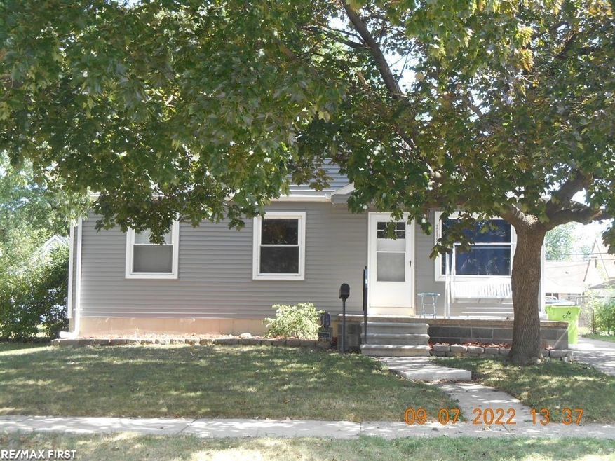 25220 Rose St, Roseville, MI 48066 - photo 1