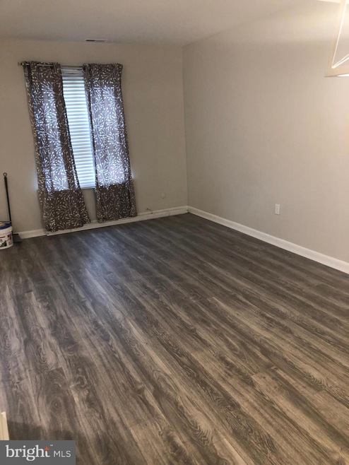 743 Myrtle Ave, Lindenwold, NJ 08021 - photo 1