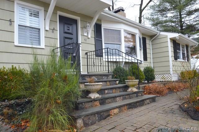 42 Stonehouse Rd, Somers, NY 10589 - photo 1