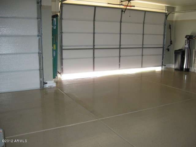 3 car garage