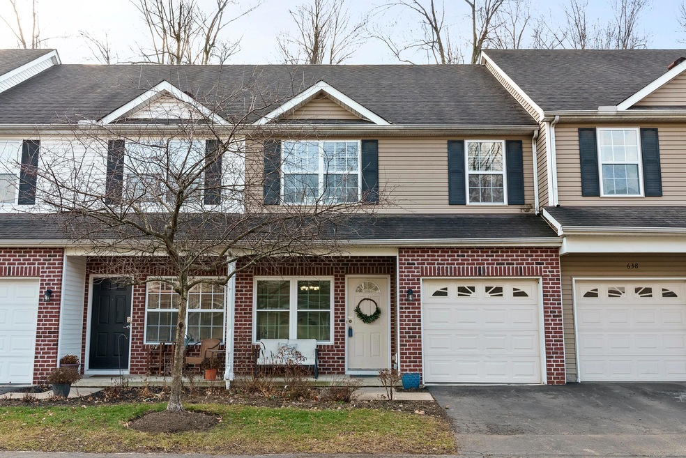 636 Grove Circle