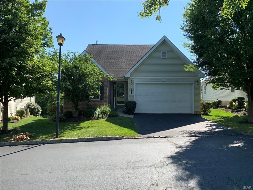 5050 Valley Stream Ln unit 100, Macungie, PA 18062 - photo 1