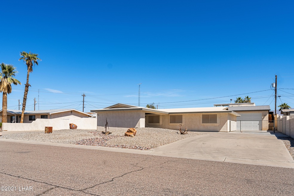 146 Sunflower Dr, Lake Havasu City, AZ 86403 - photo 1