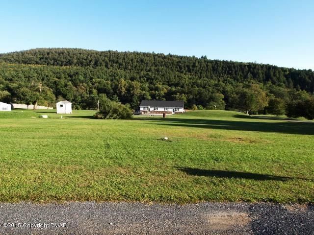 140 Douglas Ln, Kunkletown, PA 18058 - photo 1