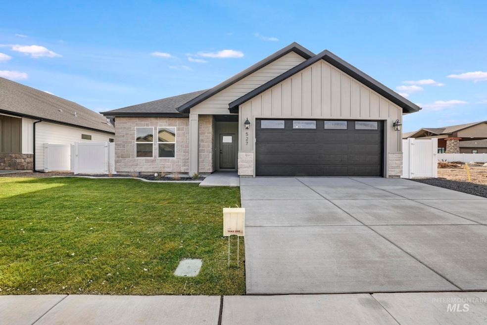 527 Falling Leaf Ln, Twin Falls, ID 83301 - photo 1