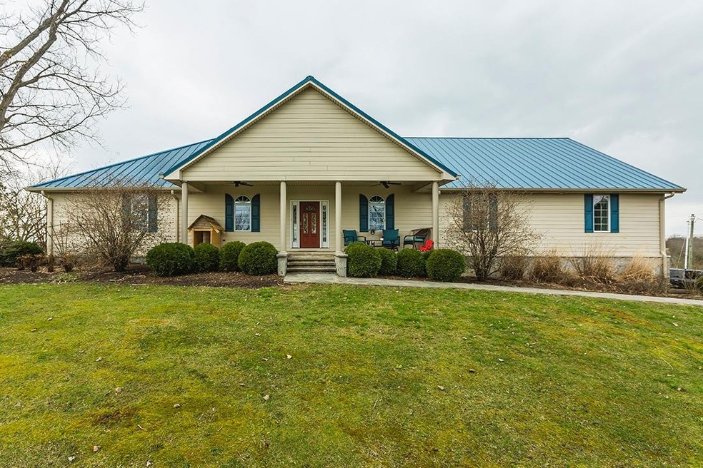 845 Manns Rd, Harrodsburg, KY 40330 - photo 1