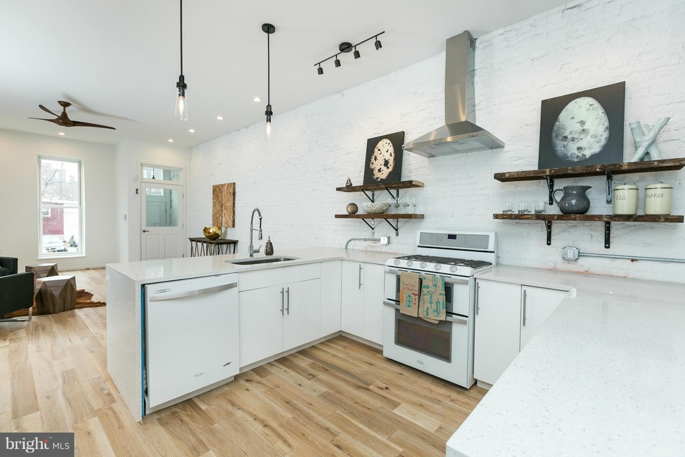 327 E Lanvale St, Baltimore, MD 21202 - photo 1