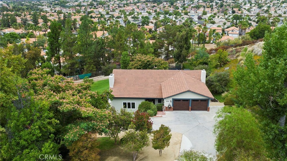 Sold $900,000 • Co-Listing Agent