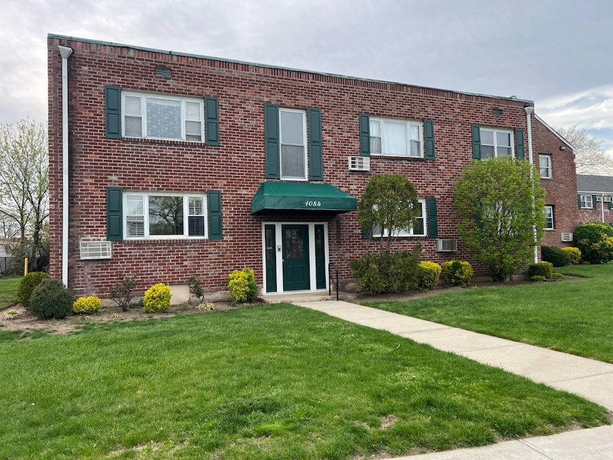 For Rent $2,300/month