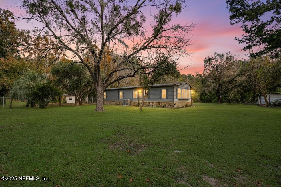 560 Quarter Horse Ln, Bunnell, FL 32110 - photo 1