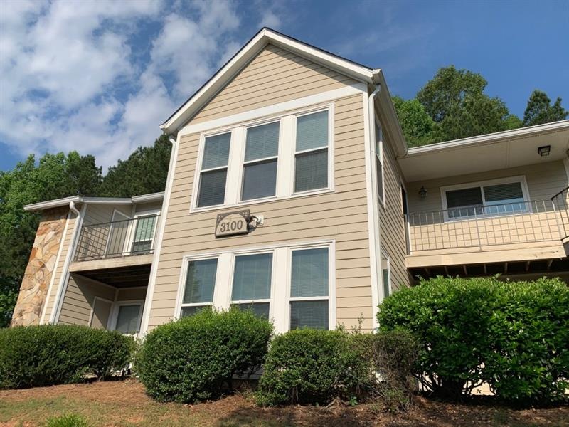 3103 Lake Pointe Cir, Roswell, GA 30075 - photo 1