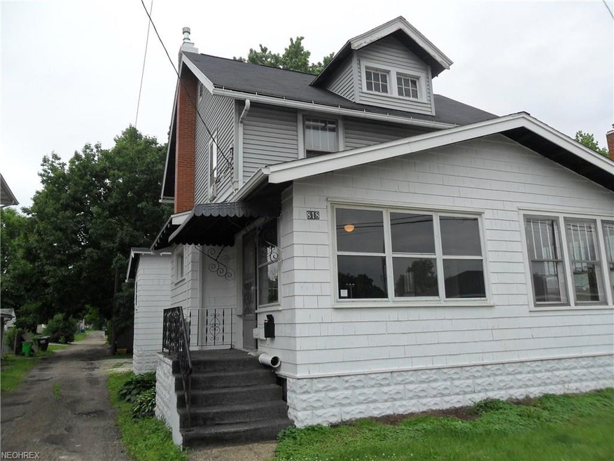 818 Federal Front View