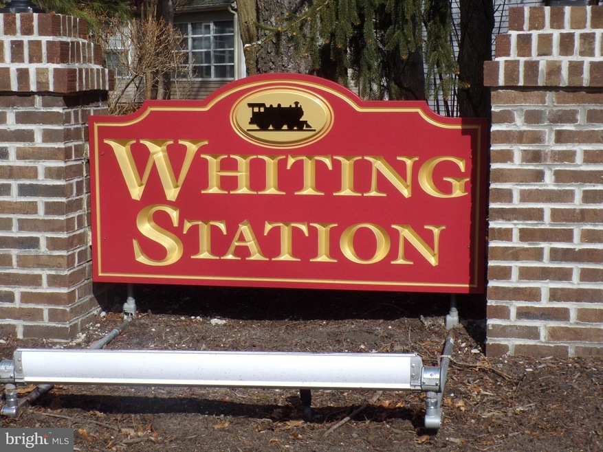 320 Gardenia Dr, Whiting, NJ 08759 - photo 1