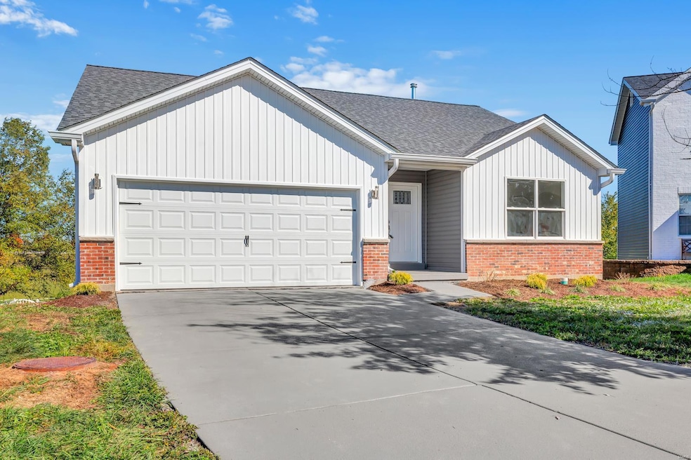 BRAND NEW in 2023!4 beds- 3 baths