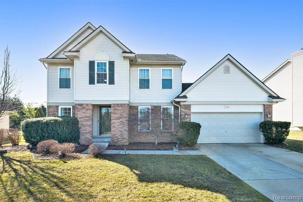 Welcome to 3764 Snowden Lane in Rolling Ridge!