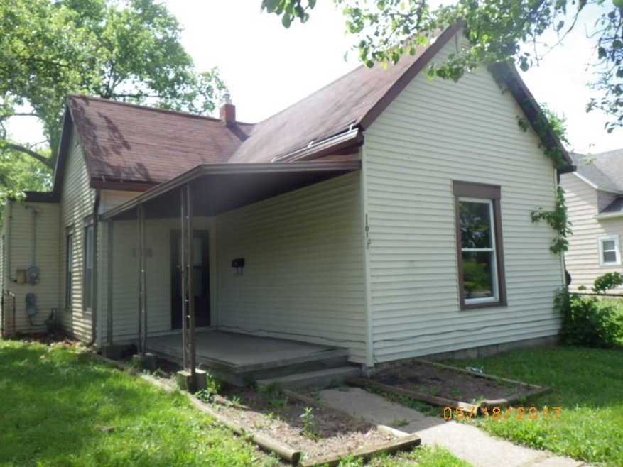 1101 W Kilgore Ave, Muncie, IN 47305 - photo 1