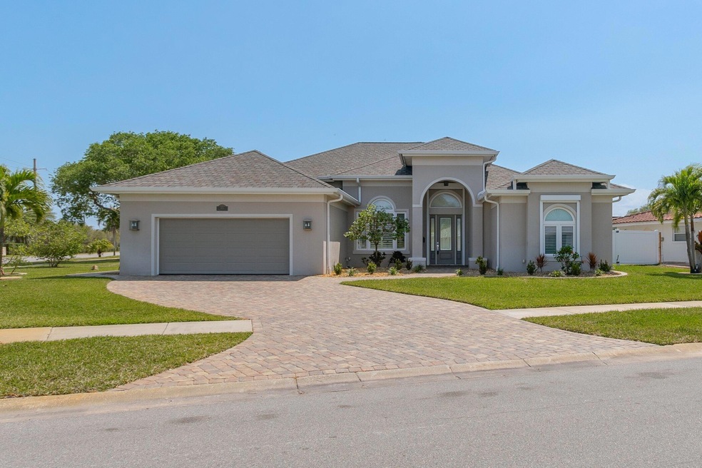 Sold $1,150,000 • Co-Listing Agent