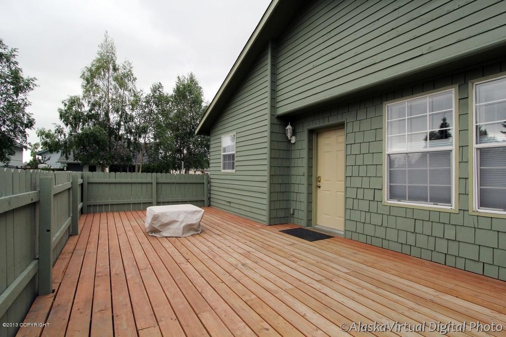 Private, Fenced Deck